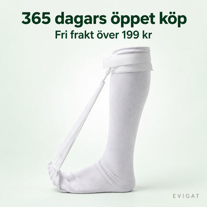 Vit knähög nattstrumpa med texten 365 dagars öppet köp och Fri frakt över 199 kr